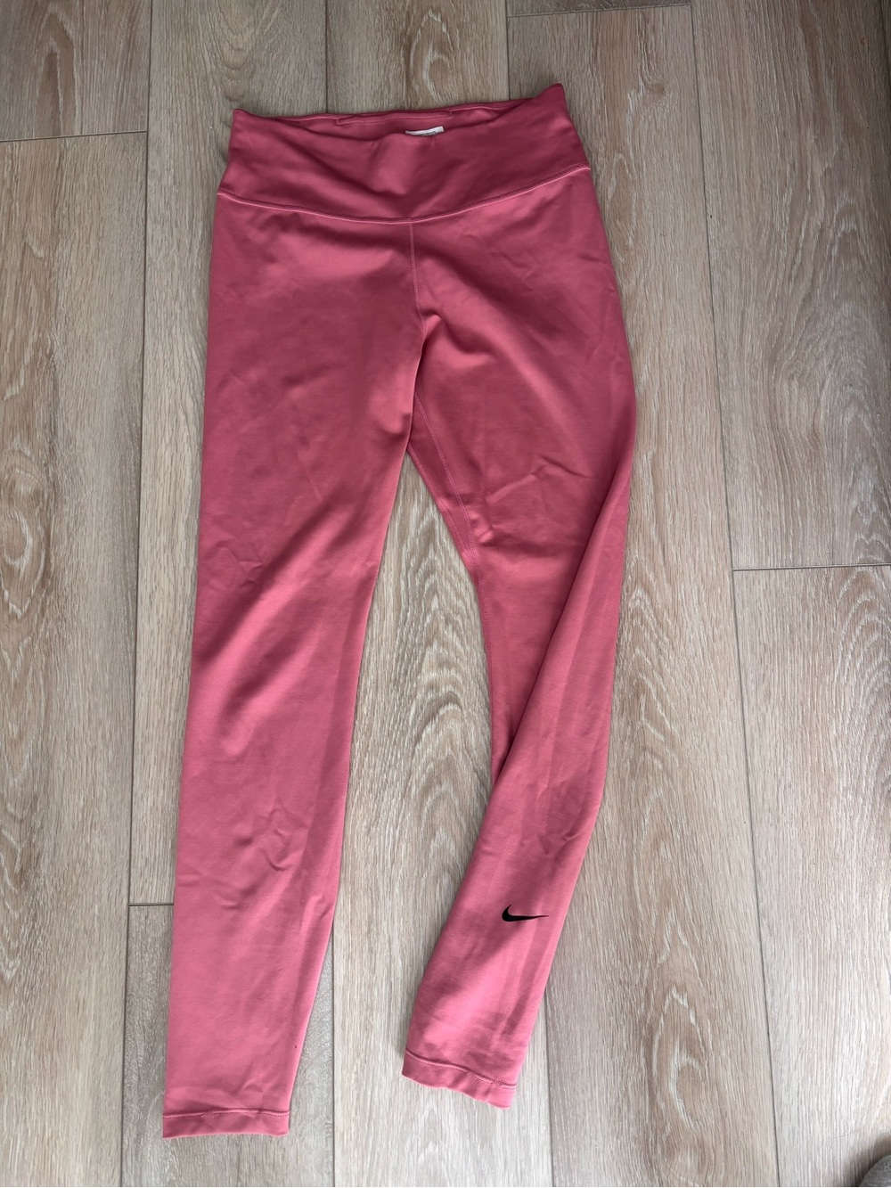 Nike Girls' Coral Pink Athletic Leggings Size М